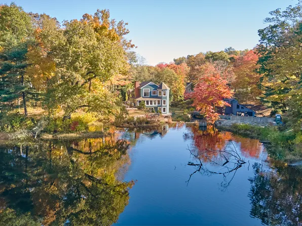 19 West Main Street, Chester, CT 06412