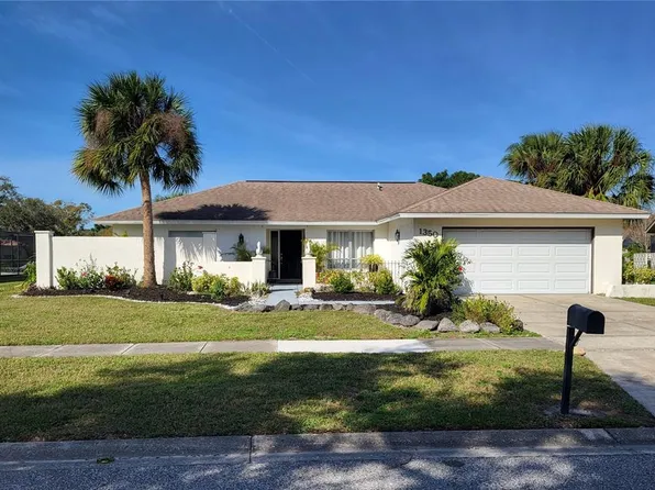 1350 Palmwood Dr, Sarasota, FL 34232