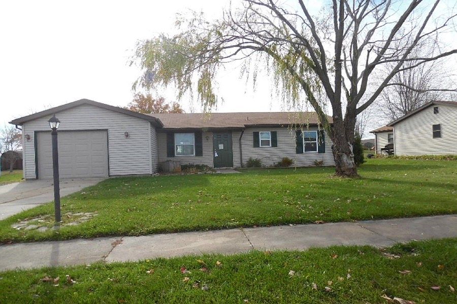 1st image of 2106 Pueblo Dr