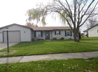 2106 Pueblo Dr, Kendallville, IN 46755
