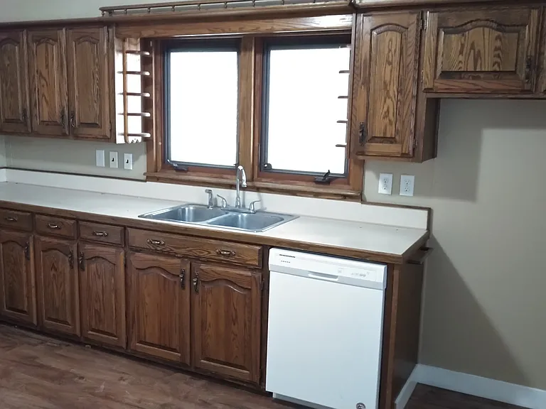 1360 N Hancock St — Photo 7