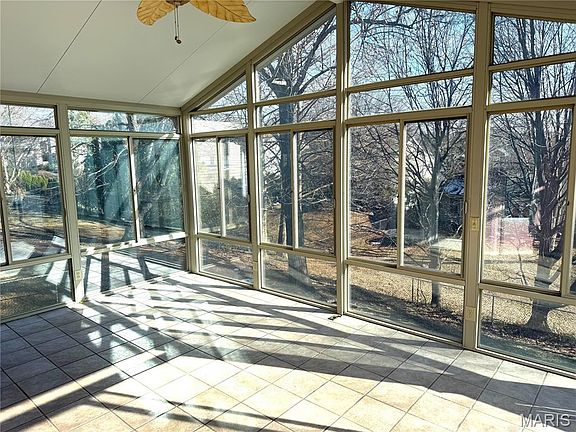 3rd image of 11445 Nora Ct