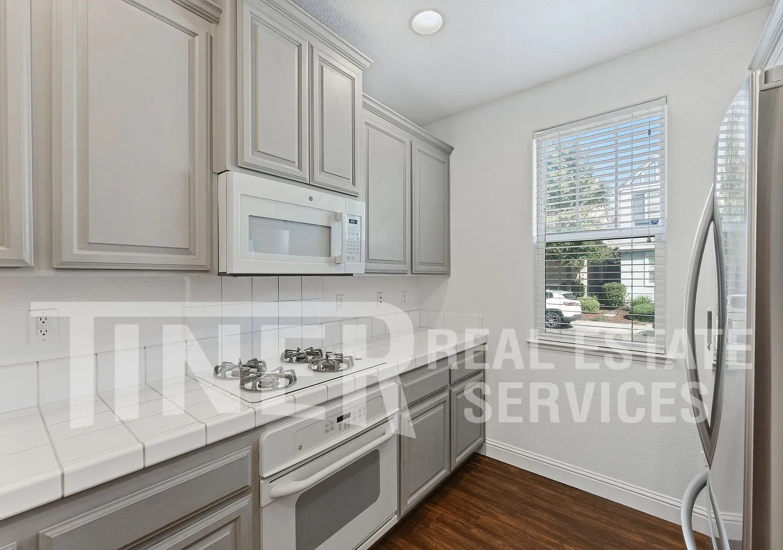 3731 Tice Creek Way - Tier 3 - Bright & Spacious Natomas Home — Photo 4