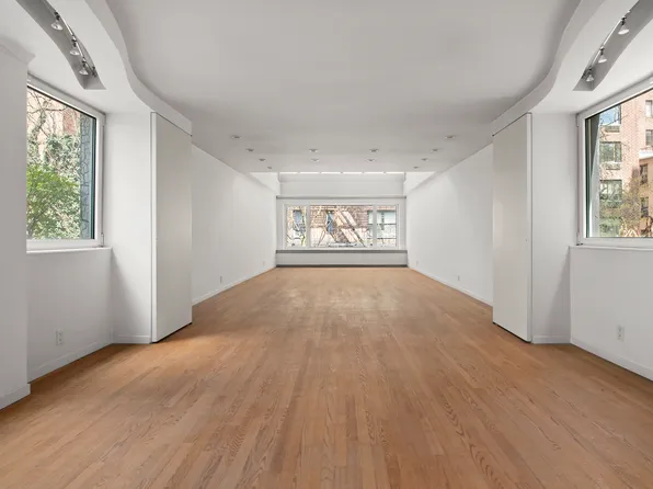 351 East 62nd Street image 7 of 15