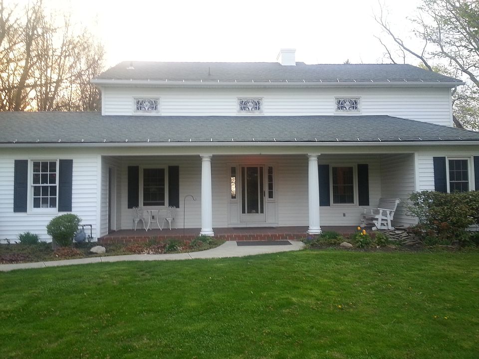 1st image of 243 E Main St