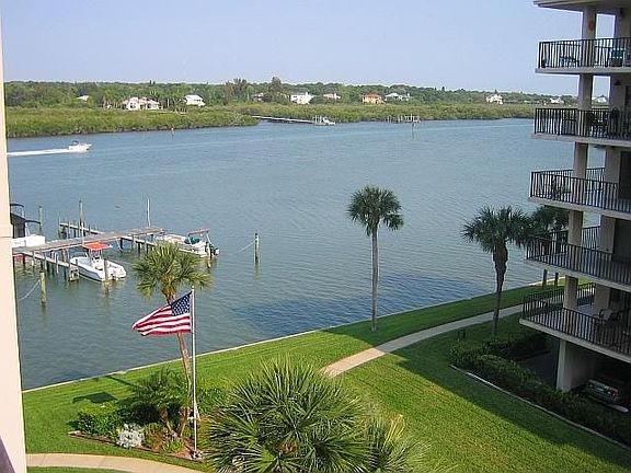 2nd image of 19531 Gulf Blvd APT 503