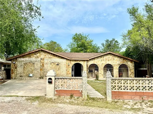 607 N Mariposa St, Rio Grande City, TX 78582