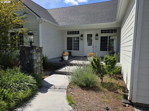 95950 N Bank Rogue Rd, Gold Beach, OR 97444