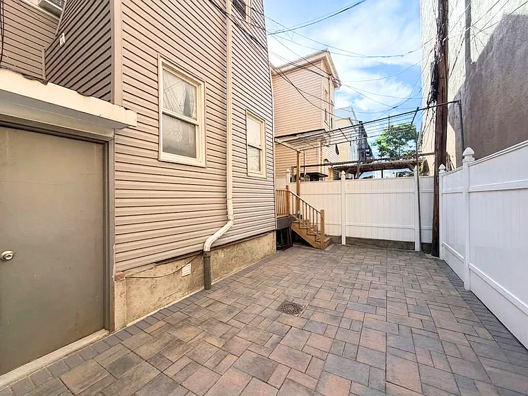 215 Saint Nicholas Ave #1L — Photo 19