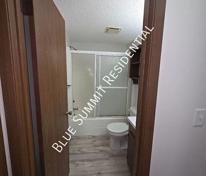 896 Brookfield Dr #10 — Photo 11