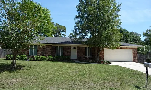 179 Vanderford Rd W Photo 1