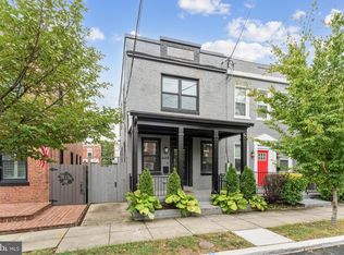608B Roxboro Pl NW, Washington, DC