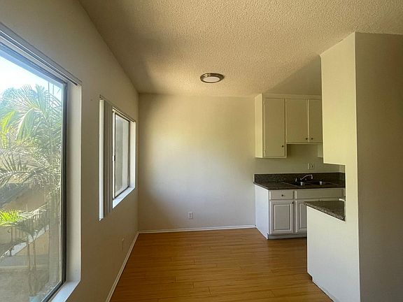 2nd image of 1286 N Summit Ave #205