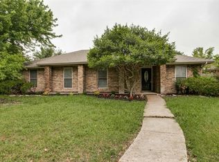 7613 Salzburg Dr, Rowlett, TX 75089