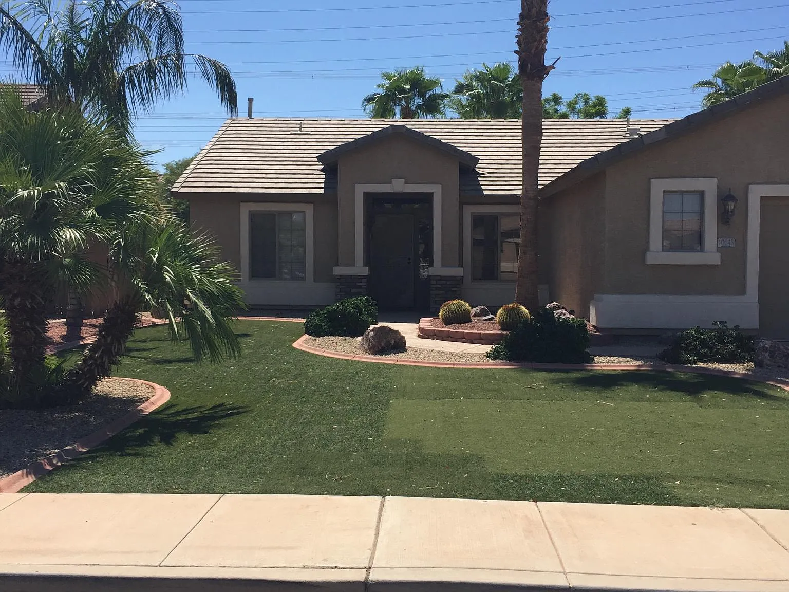 3 bed, 1559 sqft, $2,200 — Photo 3
