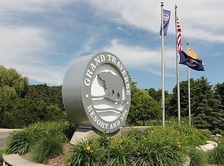 5544 Golfview Ct #5544, Williamsburg, MI
