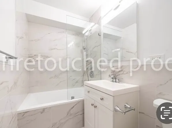 400 East 54th Street image 15 of 24