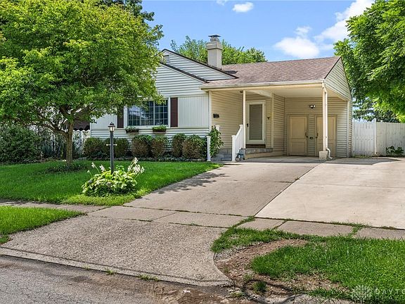 2nd image of 2209 Hazel Ave