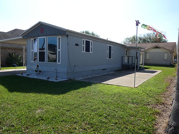 3rd image of 1206 Oak St