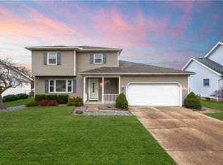 319 Loyola Dr, Elyria, OH