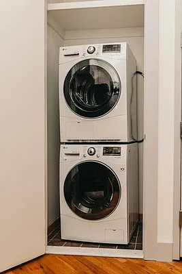 Rented by Nooklyn NYC LLC | media 23