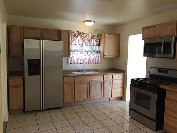 3rd image of 7267 Gatewood Ln
