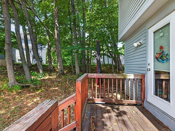 3rd image of 17 Phillipstown Lane #17