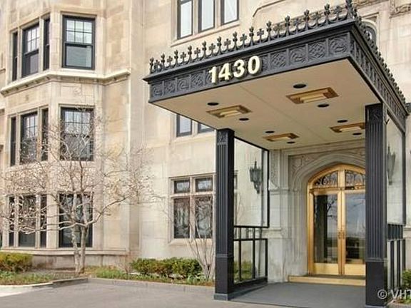 2nd image of 1430 N Lake Shore Dr #20