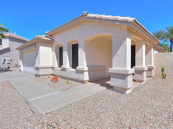 5th image of 43732 W Cale Dr