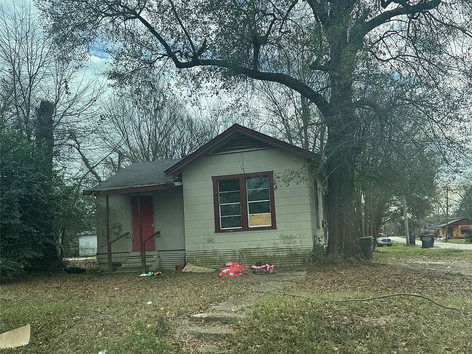 1st image of 3059 Midway St