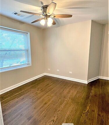 3rd image of 3517-21 W Grace St #3521-1E