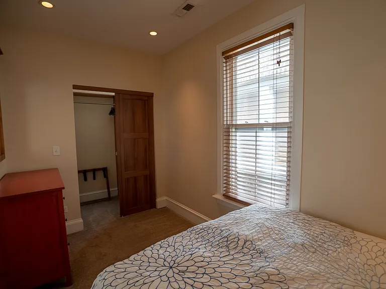 3238 N Hoyne Ave #2 — Photo 4