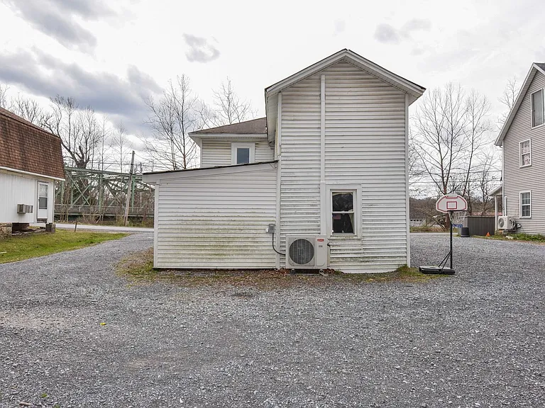 18 Monument Orviston Rd — Photo 3