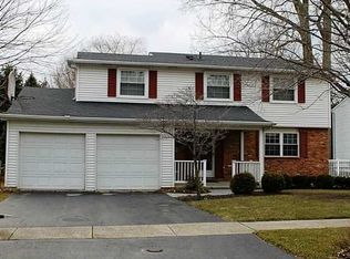 4827 Sheringham Ln, Sylvania, OH