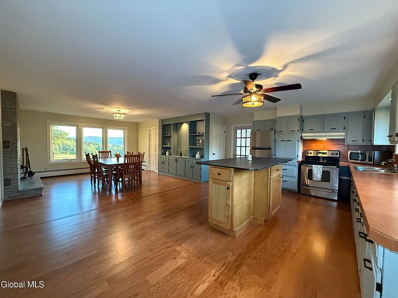 2nd image of 501 Johnson Hill Road