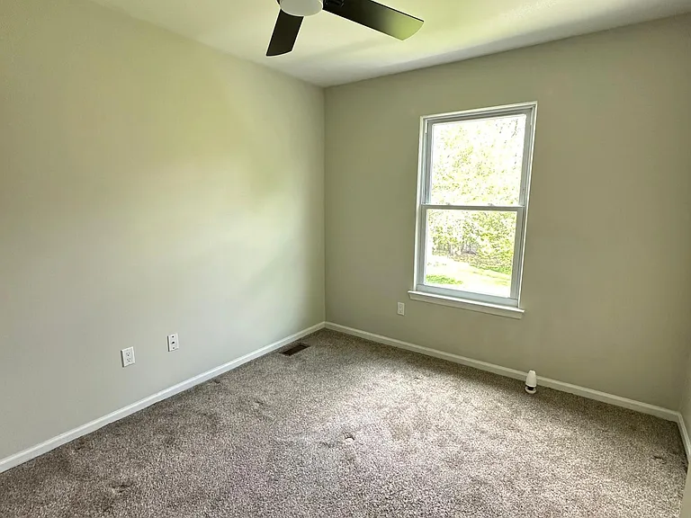 3045 Turnberry Ln — Photo 18