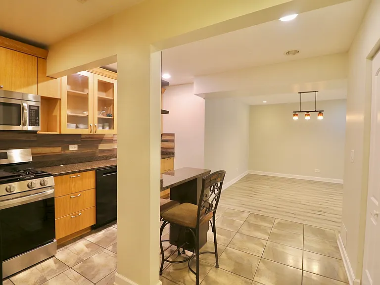 12 Oak Creek Dr #1213 — Photo 5