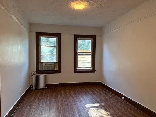 Bedroom, photo 2