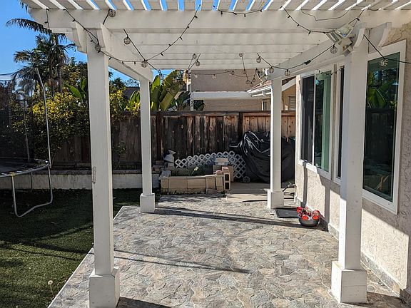 4th image of 6977 Schilling Ave