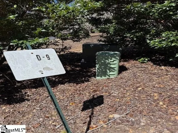 24 Windswept Ln, Travelers Rest, SC 29690