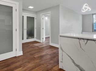 400 E Randolph St APT 804, Chicago, IL 60601