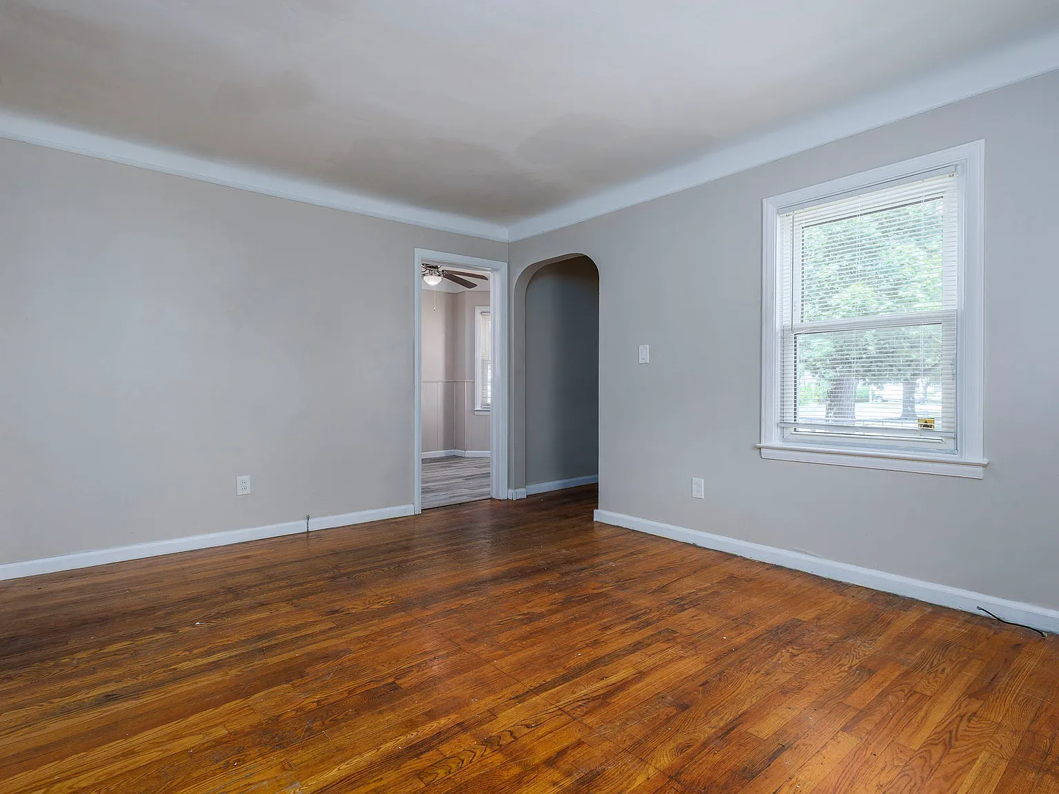 Washtenaw St, Harper Woods — Photo 4