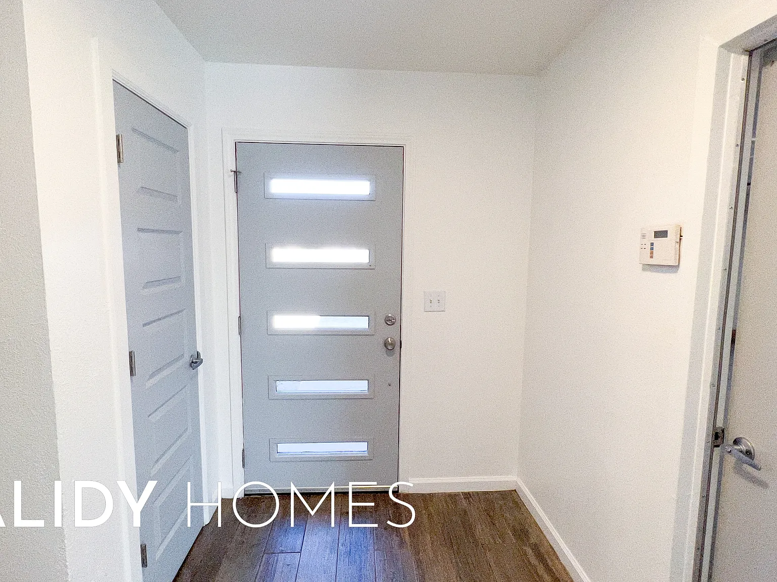 808 SE 13th Street - 1 — Photo 4