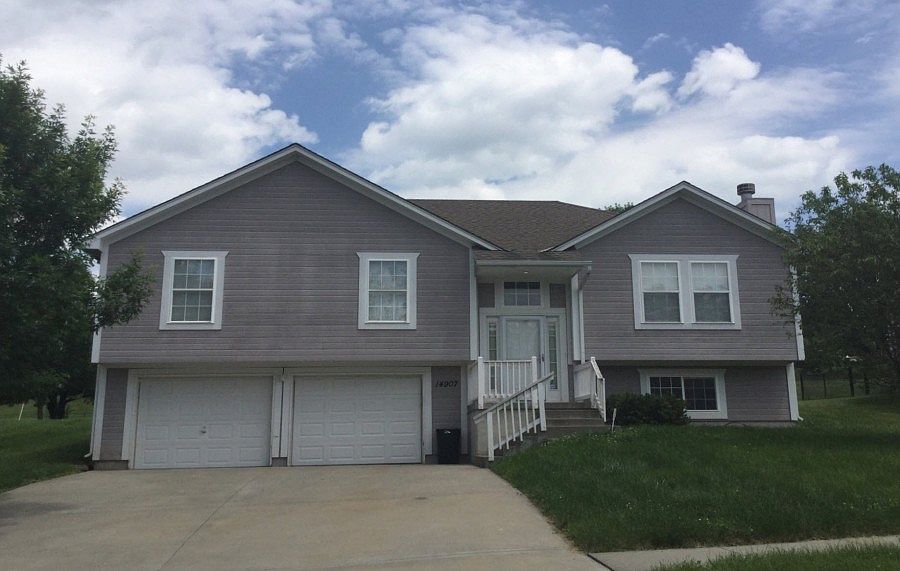 1st image of 14907 Pine View Dr