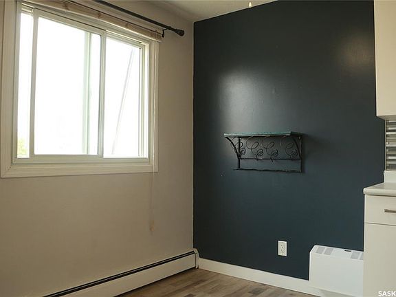 5th image of 3825 Luther Pl #24