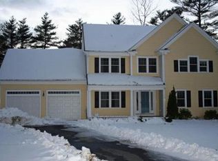 13 Village Rd, Lakeville, MA 02347