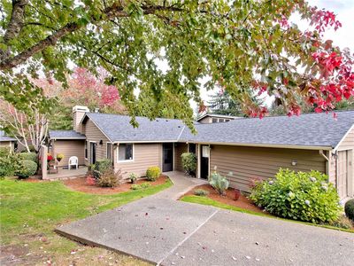 15910 NE 41st St #23A, Redmond, WA, 98052