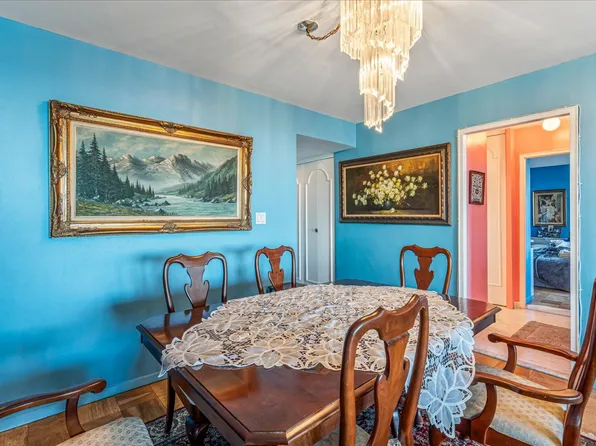 110-11 Queens Boulevard image 8 of 33