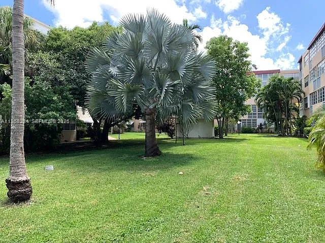 1333 E Hallandale Beach Blvd #131 — Photo 9