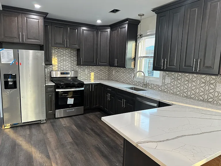 319 Monroe St #2 — Photo 3